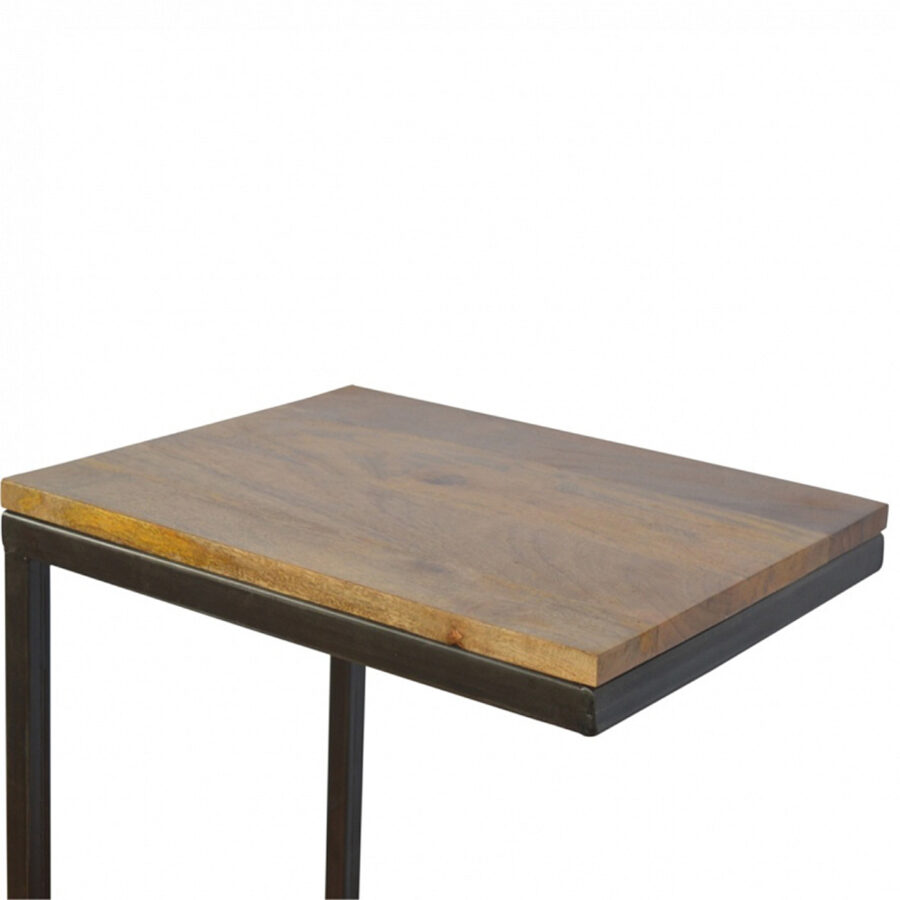 Petite table de bout industrielle