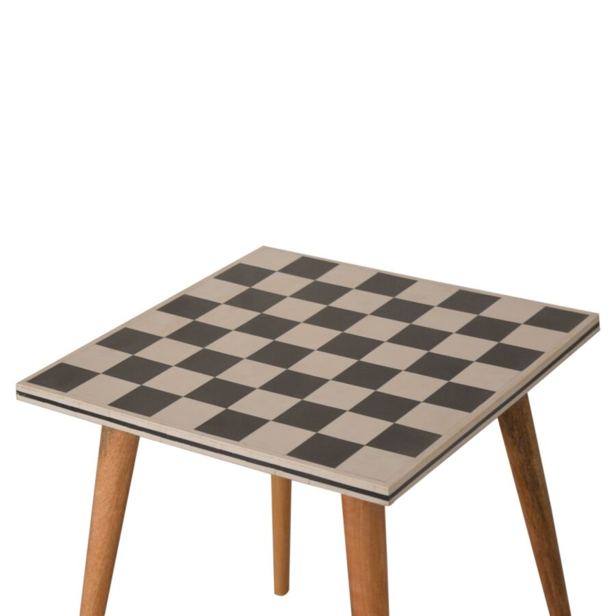 in1521 checkered end table