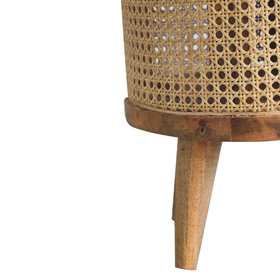 in3460 Rattan-Fußhocker mit Bouclé-Sitz