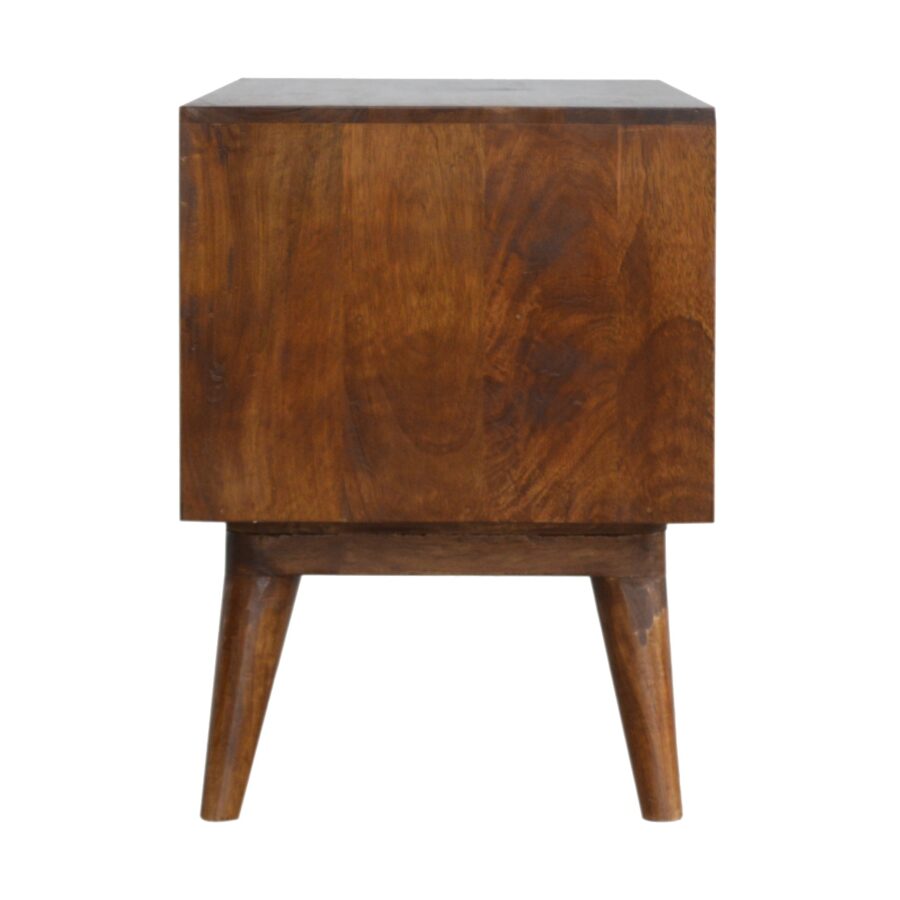 in782 chestnut cube carved media with 2 open slots