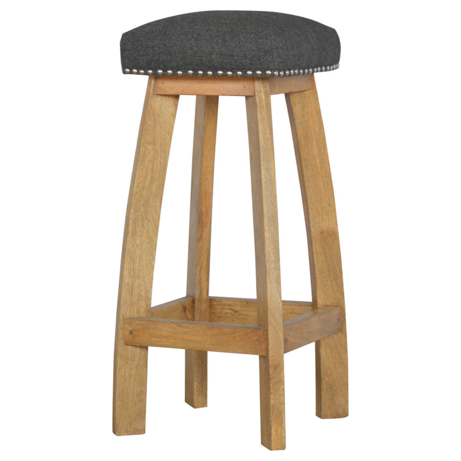 tabouret de bar clouté en tweed noir