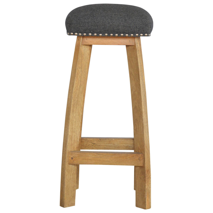 tabouret de bar clouté en tweed noir