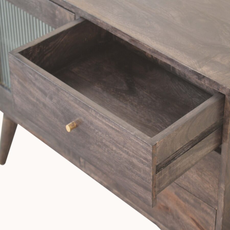 in1519 havana cabinet with 3 drawers