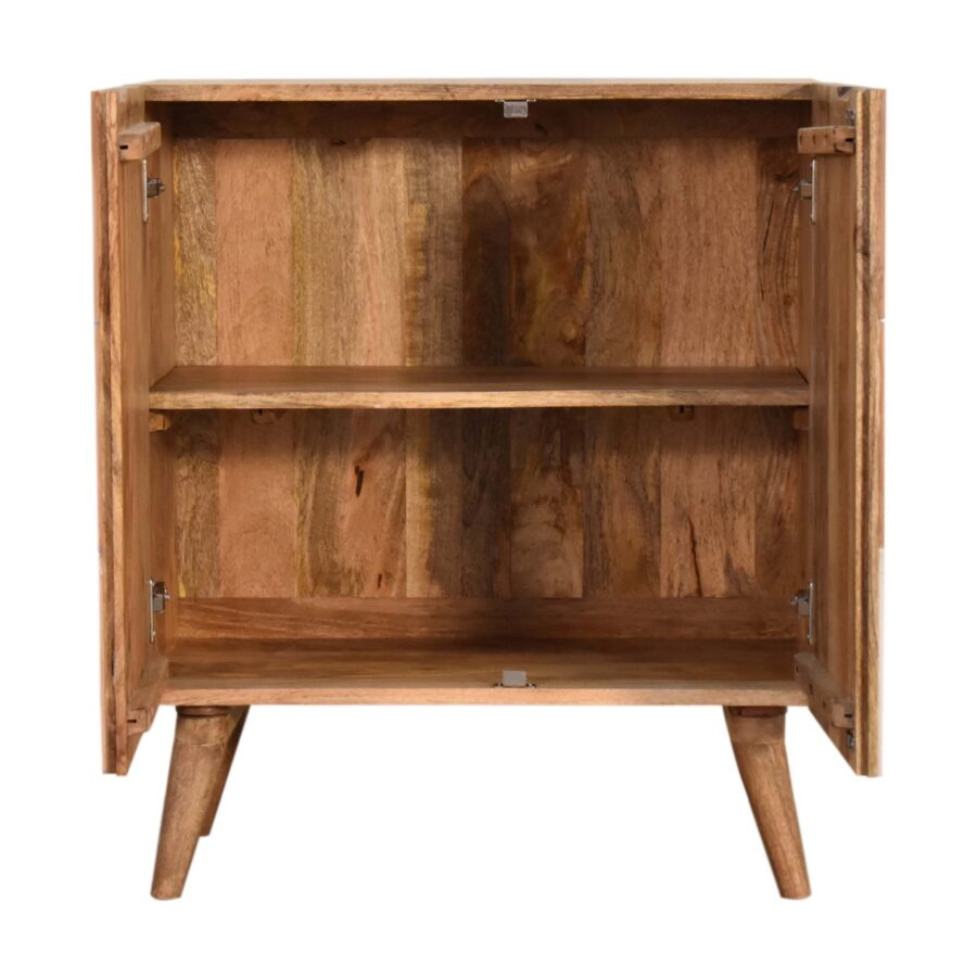 in1609 quebec brown cabinet