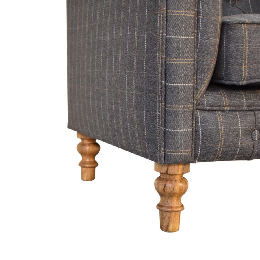 in 1645 tinnen tweed Chesterfield fauteuil