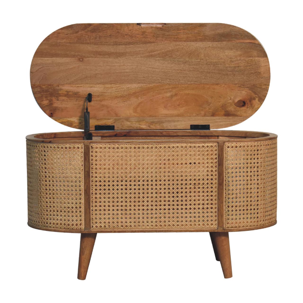 Rattan store blanket box