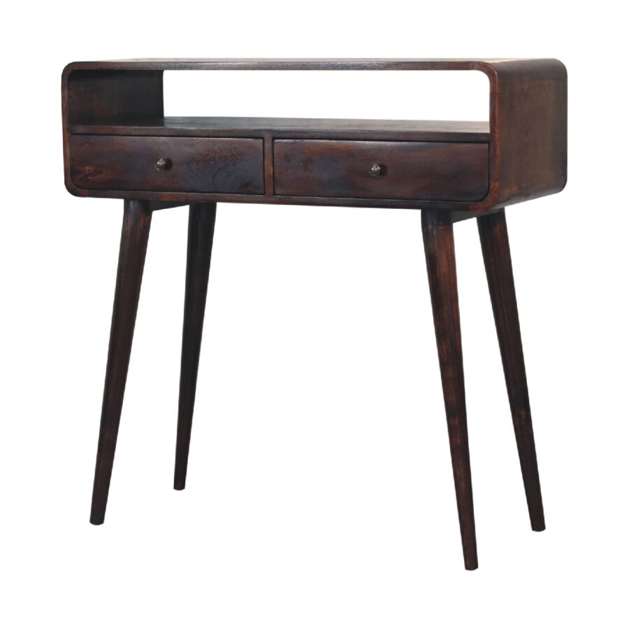 Mesa consola de madera vintage con cajones sobre fondo blanco.